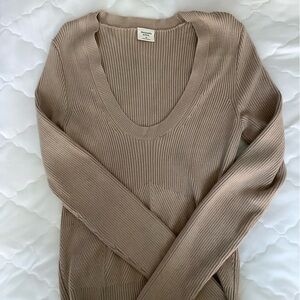 Women’s Abercrombie long sleeve